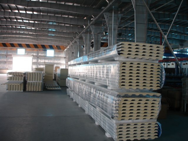 مقاول بنل في الرياض